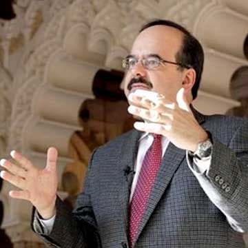 Ambassador Alberto Miguel Fernandez